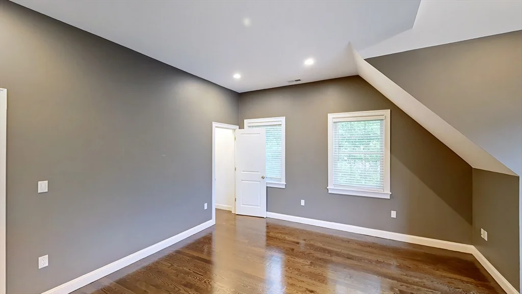 4 bed, 3 bath apartment for rent at 78 Nahanton Ave, Blue Hills — photo 14 of 30