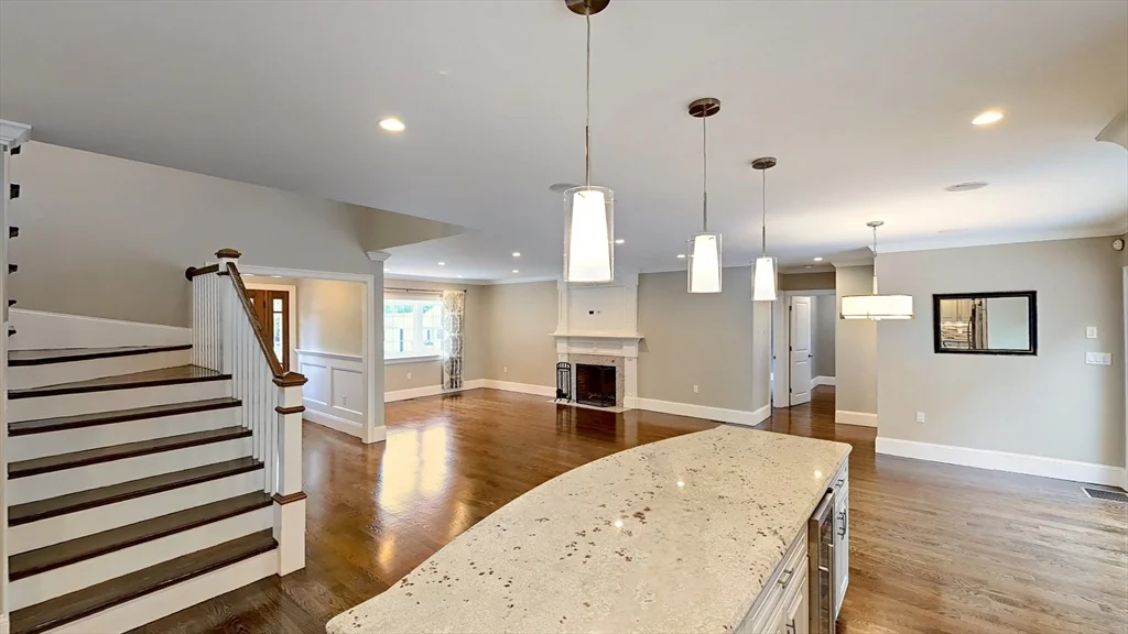 4 bed, 3 bath apartment for rent at 78 Nahanton Ave, Blue Hills — photo 7 of 30