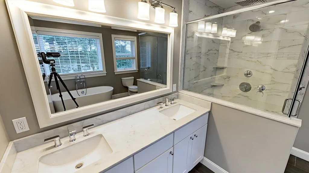 4 bed, 3 bath apartment for rent at 78 Nahanton Ave, Blue Hills — photo 15 of 30