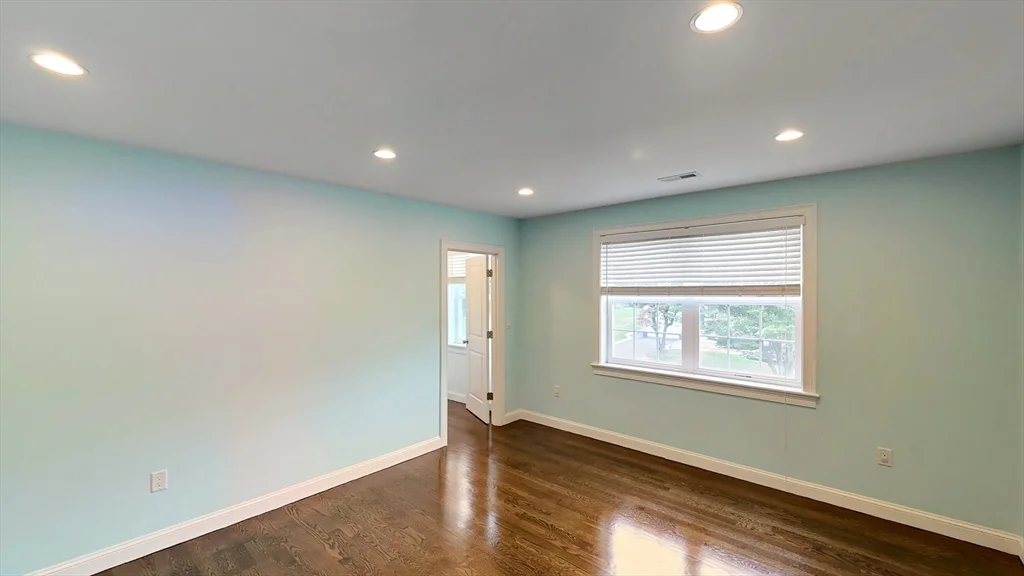 4 bed, 3 bath apartment for rent at 78 Nahanton Ave, Blue Hills — photo 20 of 30