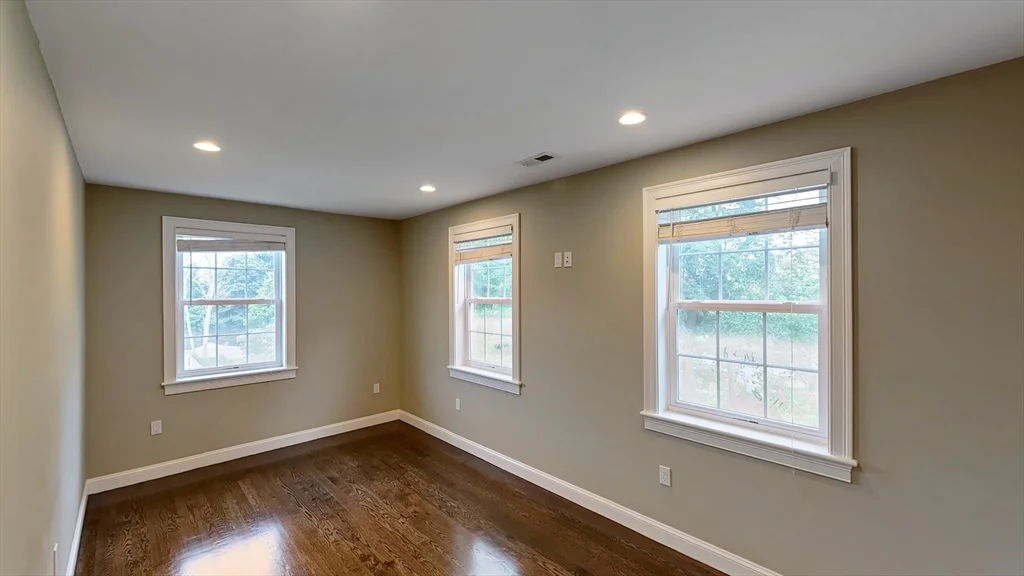 4 bed, 3 bath apartment for rent at 78 Nahanton Ave, Blue Hills — photo 21 of 30