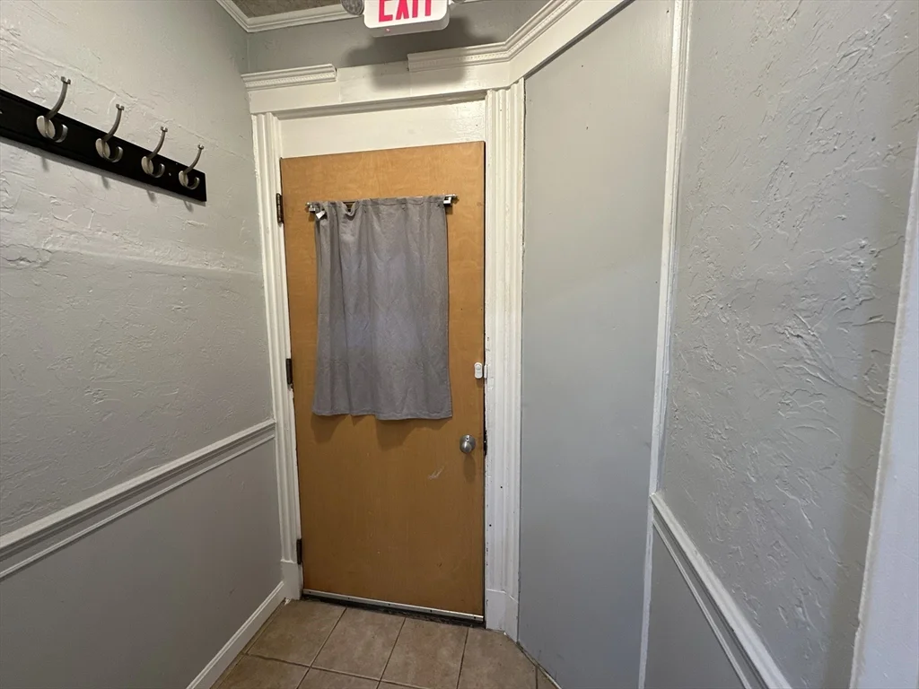 1 bed, 1 bath apartment for rent at 78 Park Ave Unit 1F, Revere — photo 3 of 12