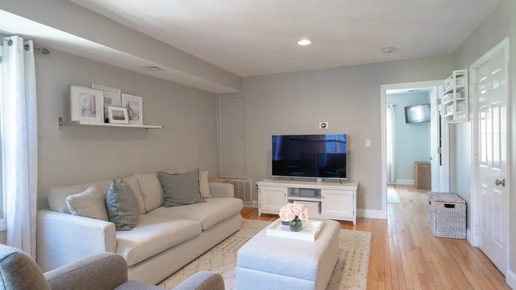 2 bed, 1 bath apartment for rent at 78 Pearl St Unit 2, Charlestown — photo 2 of 9