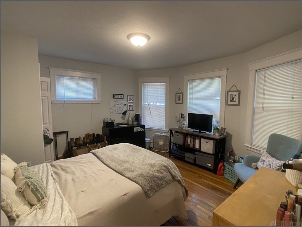 4 bed, 2 bath apartment for rent at 78 Perkins St Unit 1, East Somerville — photo 10 of 14