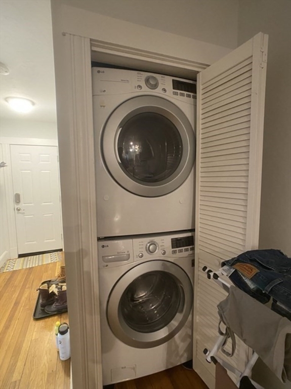 4 bed, 2 bath apartment for rent at 78 Perkins St Unit 1, East Somerville — photo 13 of 14