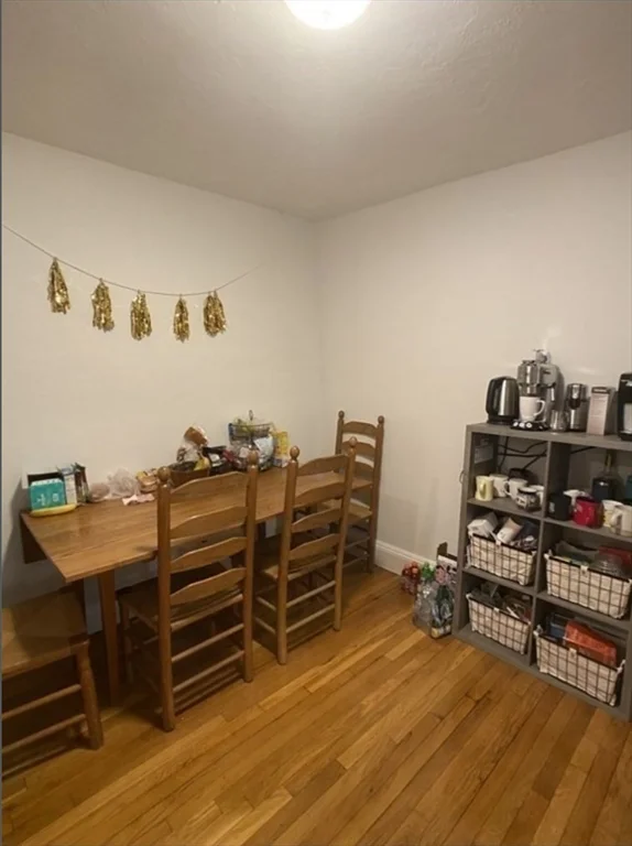4 bed, 2 bath apartment for rent at 78 Perkins Unit 2, East Somerville — photo 5 of 15