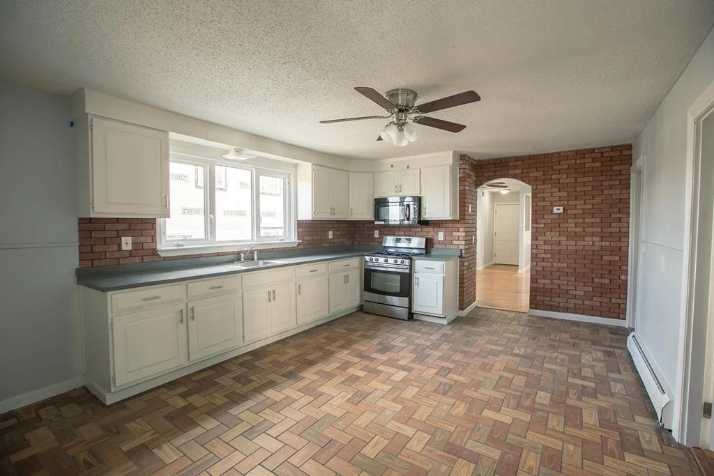 3 bed, 1 bath apartment for rent at 78 Reed Unit 1, Glendale