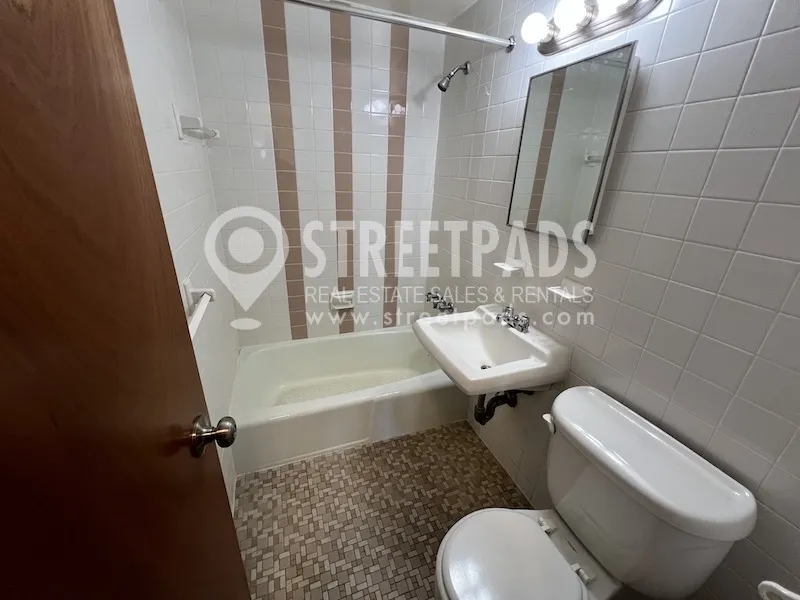1 bed, 1 bath apartment for rent at 78 South Huntington Ave Unit 1, Mission Hill — photo 8 of 21