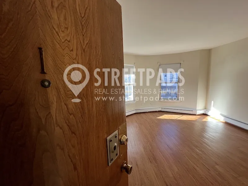 1 bed, 1 bath apartment for rent at 78 South Huntington Ave Unit 1, Mission Hill — photo 12 of 21