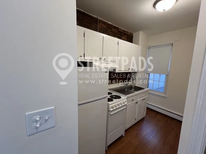 1 bed, 1 bath apartment for rent at 78 South Huntington Ave Unit 1, Mission Hill — photo 9 of 21