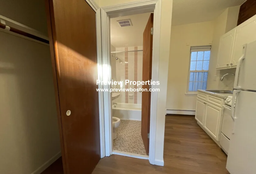 1 bed, 1 bath apartment for rent at 78 South Huntington Ave Unit 23P, Jamaica Plain — photo 2 of 7