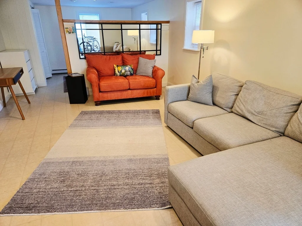 1 bed, 1 bath apartment for rent at 78 Southern Unit A, Newbury — photo 3 of 12