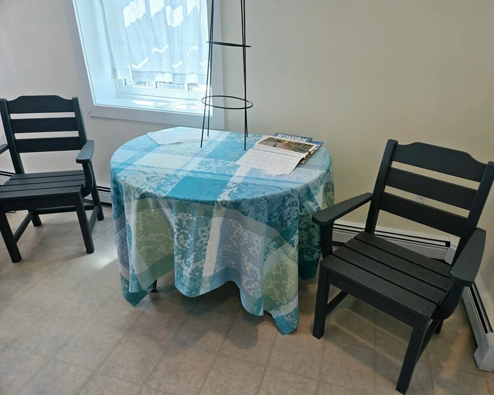 1 bed, 1 bath apartment for rent at 78 Southern Unit A, Newbury — photo 5 of 12