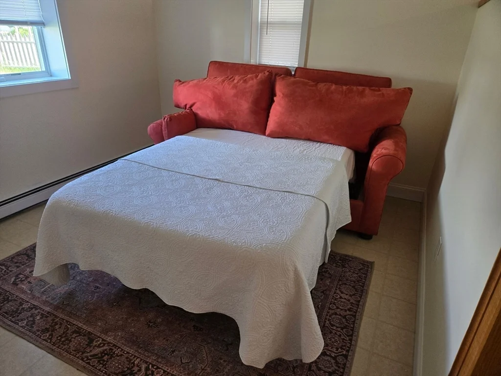 1 bed, 1 bath apartment for rent at 78 Southern Unit A, Newbury — photo 6 of 12