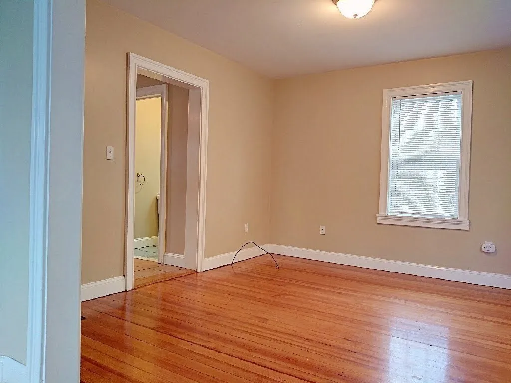 3 bed, 1 bath apartment for rent at 78 Summer St Unit 0, Weymouth — photo 11 of 25