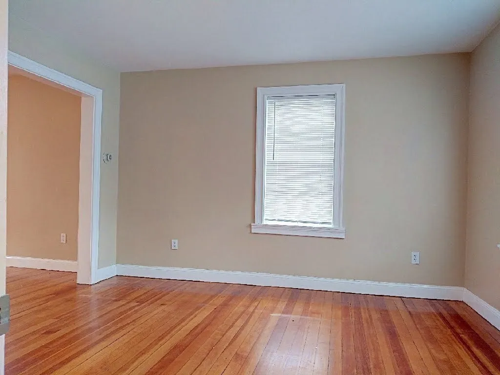 3 bed, 1 bath apartment for rent at 78 Summer St Unit 0, Weymouth — photo 10 of 25