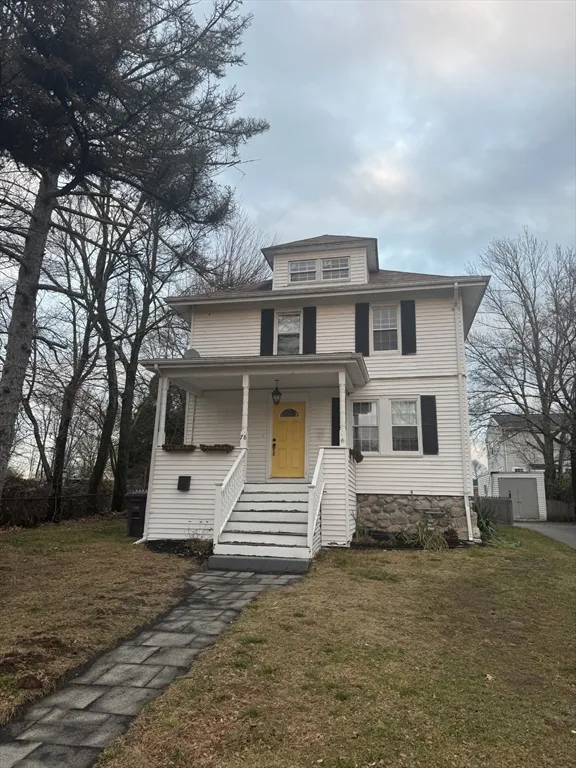 3 bed, 1 bath apartment for rent at 78 Summer St Unit 0, Weymouth — photo 3 of 25
