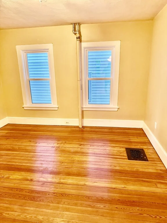 3 bed, 1 bath apartment for rent at 78 Summer St Unit 1, Everett — photo 8 of 22