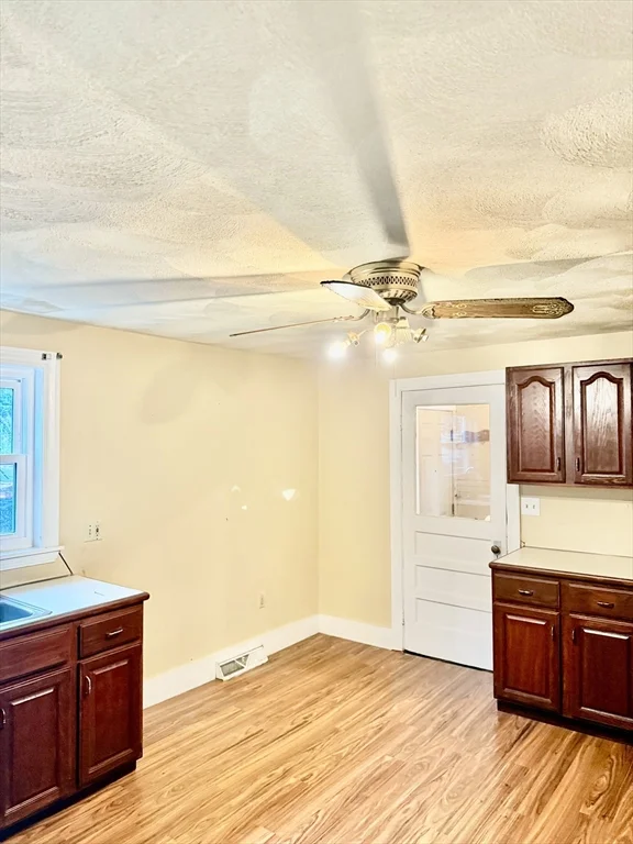 3 bed, 1 bath apartment for rent at 78 Summer St Unit 1, Everett — photo 2 of 22