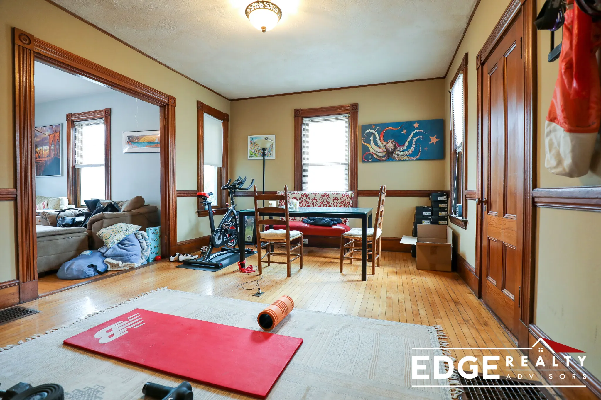 3 bed, 2 bath apartment for rent at 78 Surrey St Unit 1, Brighton — photo 3 of 11