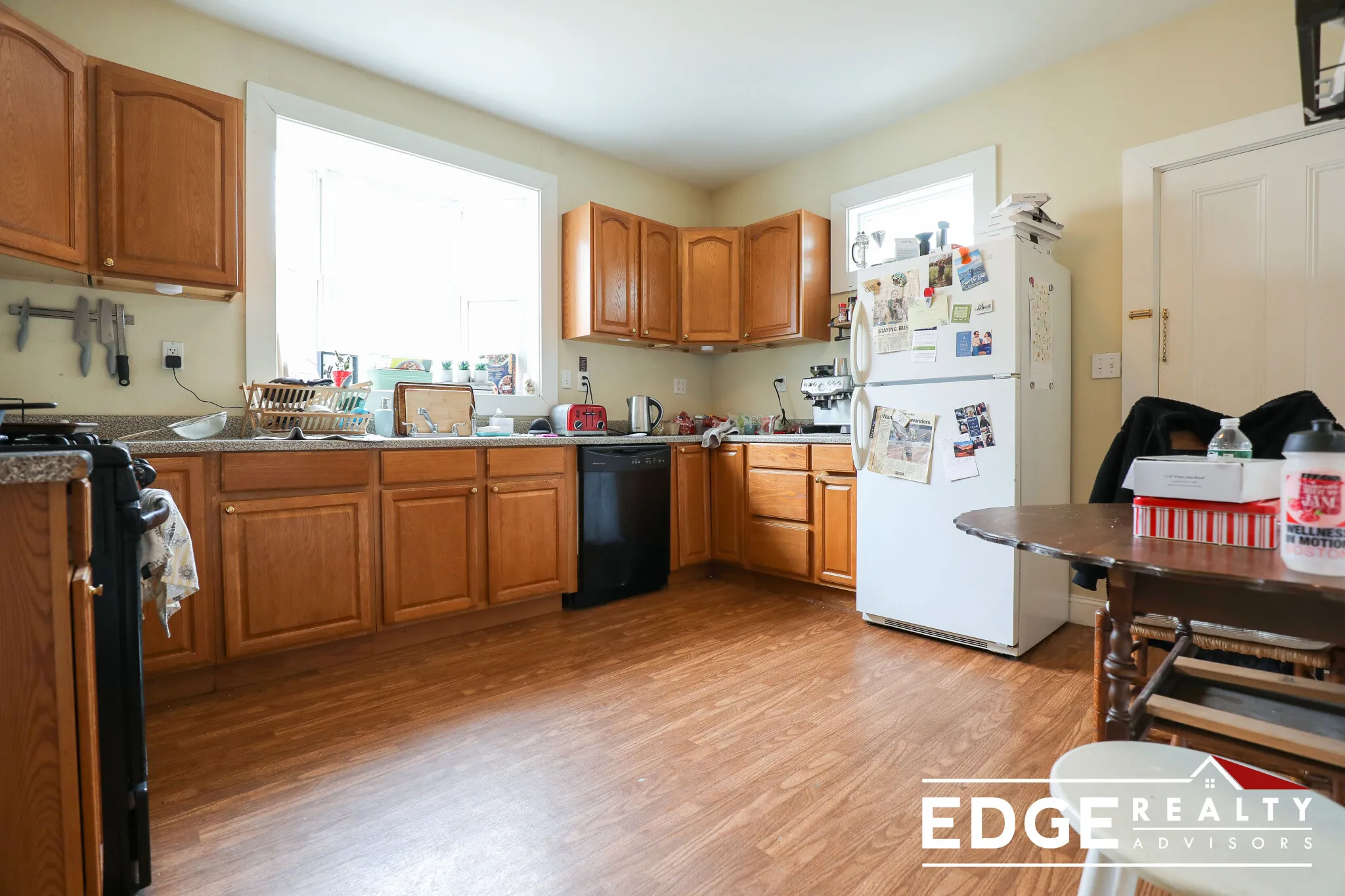 3 bed, 2 bath apartment for rent at 78 Surrey St Unit 1, Brighton — photo 5 of 11