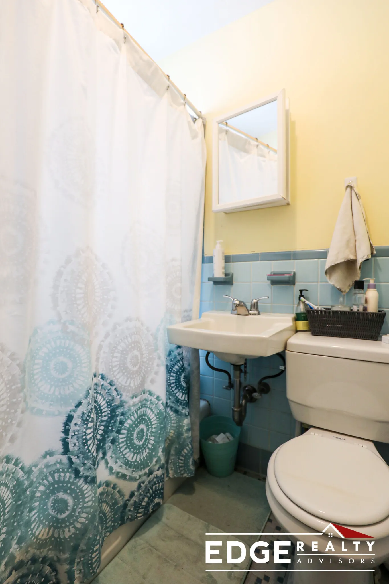 3 bed, 2 bath apartment for rent at 78 Surrey St Unit 1, Brighton — photo 10 of 11
