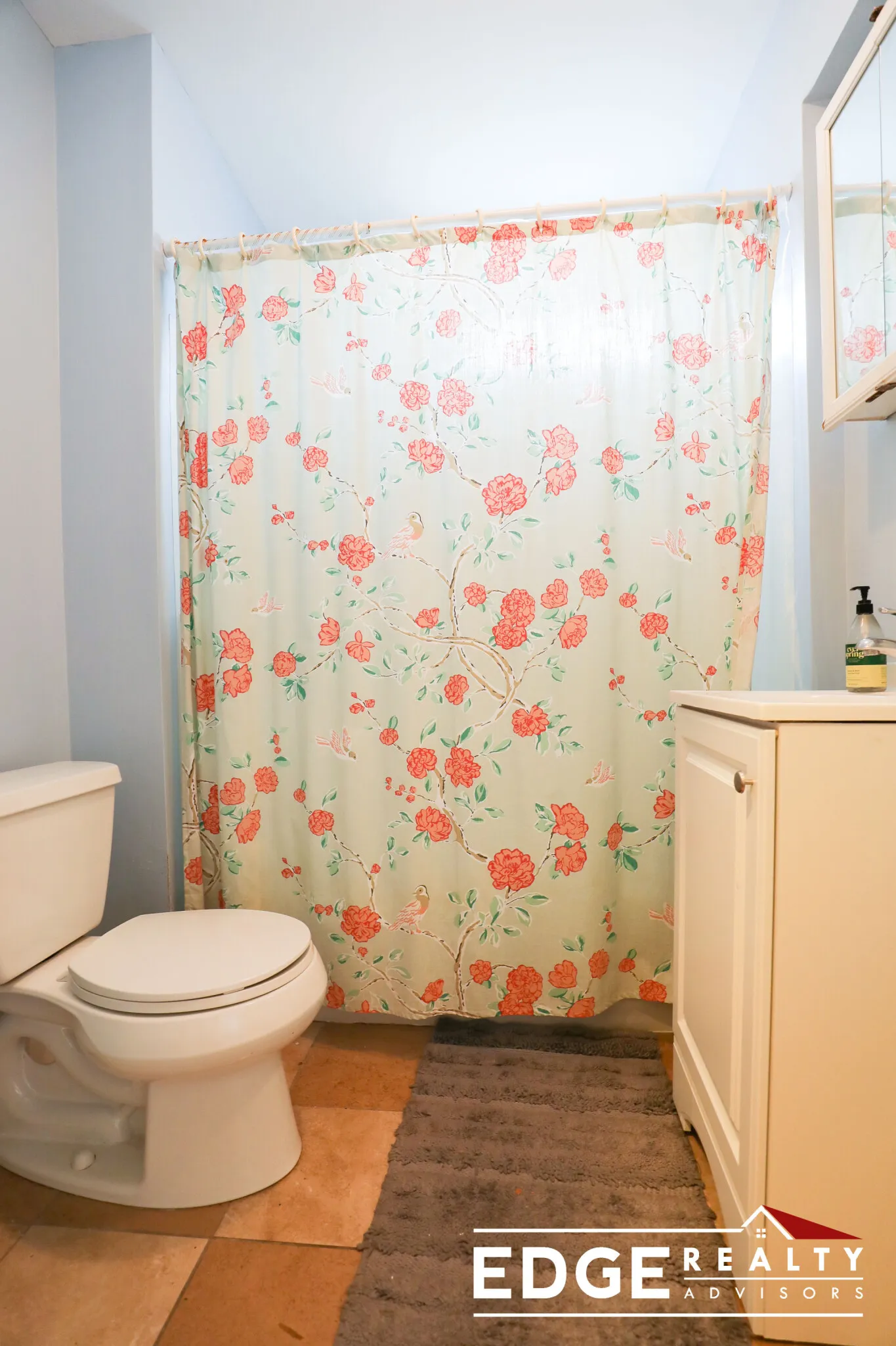 3 bed, 2 bath apartment for rent at 78 Surrey St Unit 1, Brighton — photo 6 of 11