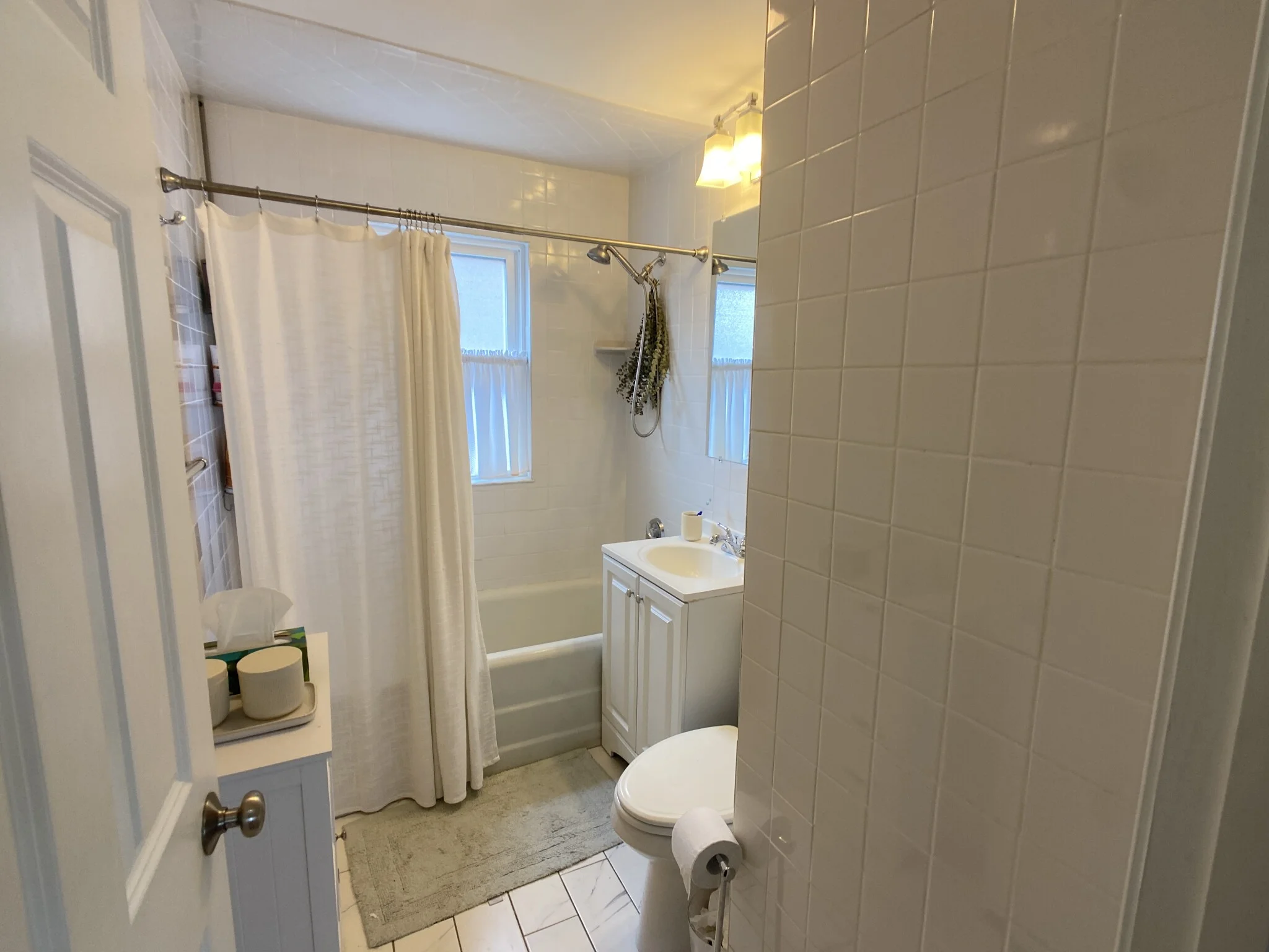 3 bed, 1 bath apartment for rent at 78 Ten Hills Rd Unit 1, Ten Hills — photo 23 of 28