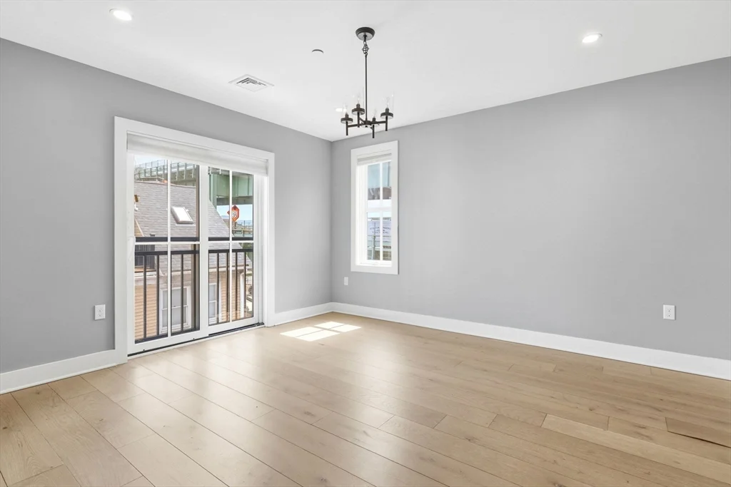 4 bed, 2 bath apartment for rent at 78 Tremont St Unit 78, Charlestown — photo 13 of 31