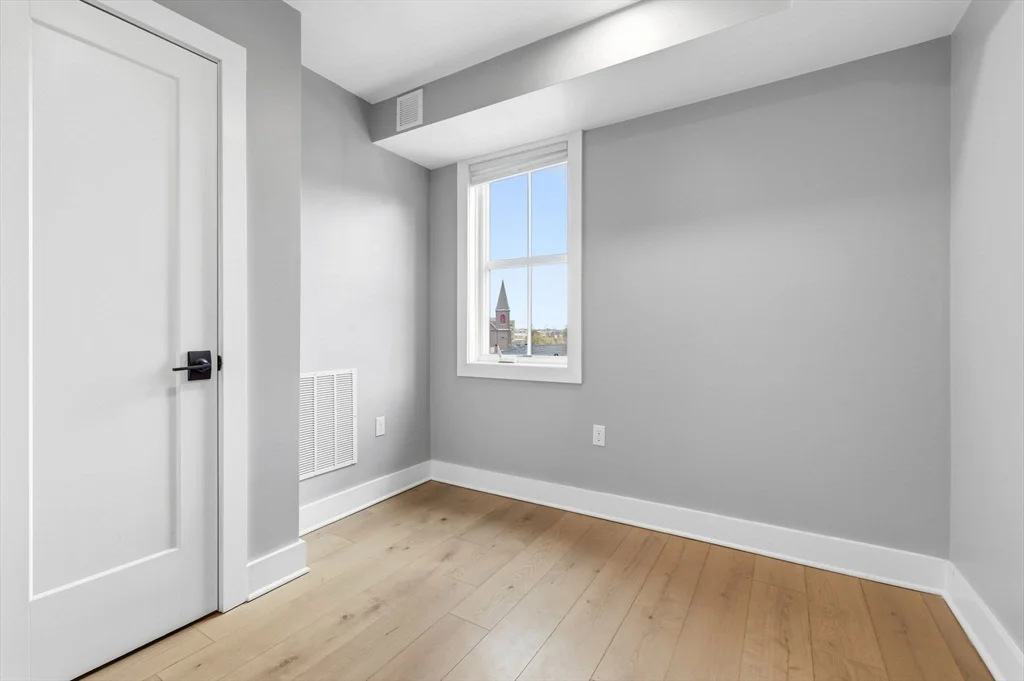 4 bed, 2 bath apartment for rent at 78 Tremont St Unit 78, Charlestown — photo 22 of 31