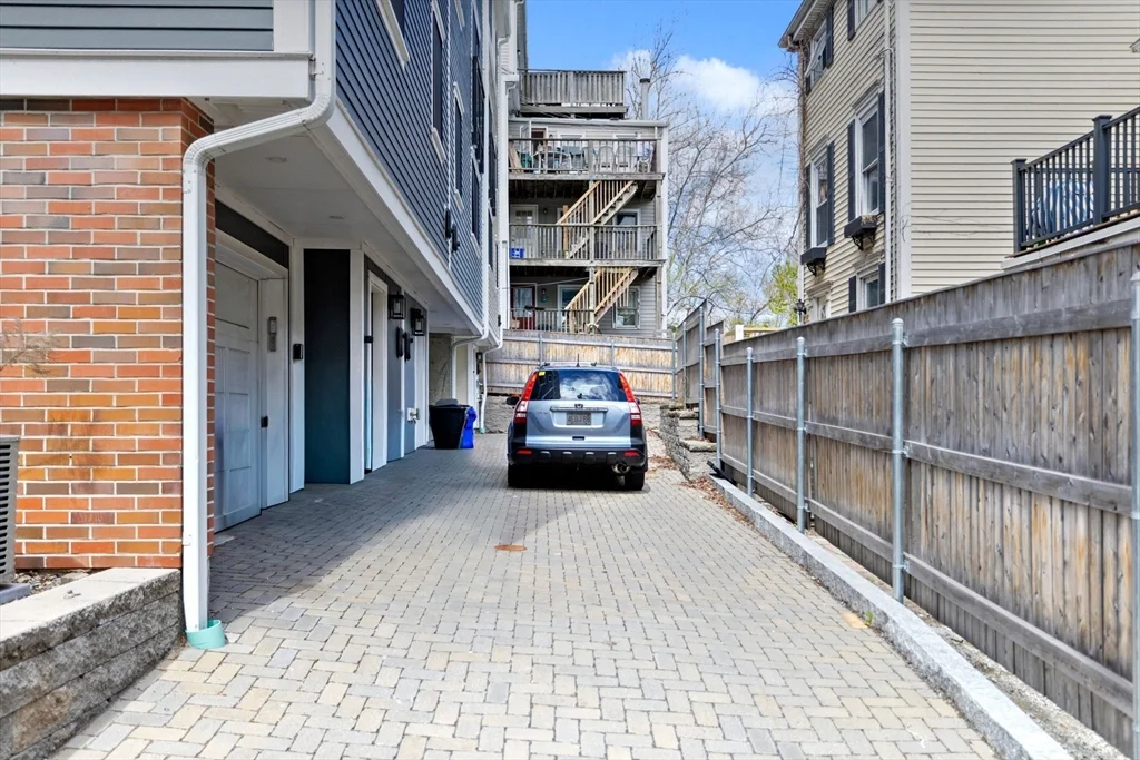 4 bed, 2 bath apartment for rent at 78 Tremont St Unit 78, Charlestown — photo 31 of 31