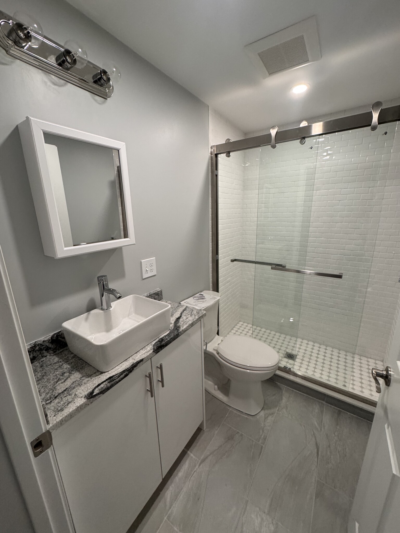 2 bed, 1 bath apartment for rent at 78 Tyler St Unit 6, Chinatown — photo 8 of 10
