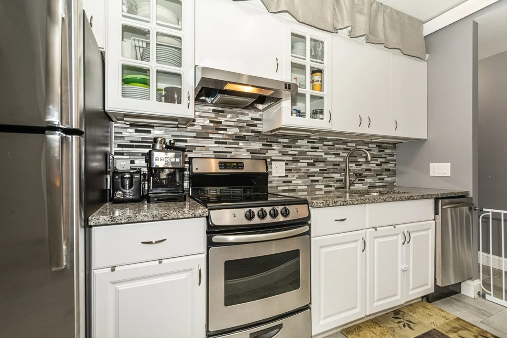 1 bed, 1 bath apartment for rent at 78 W Concord St Unit 2, South End — photo 16 of 29