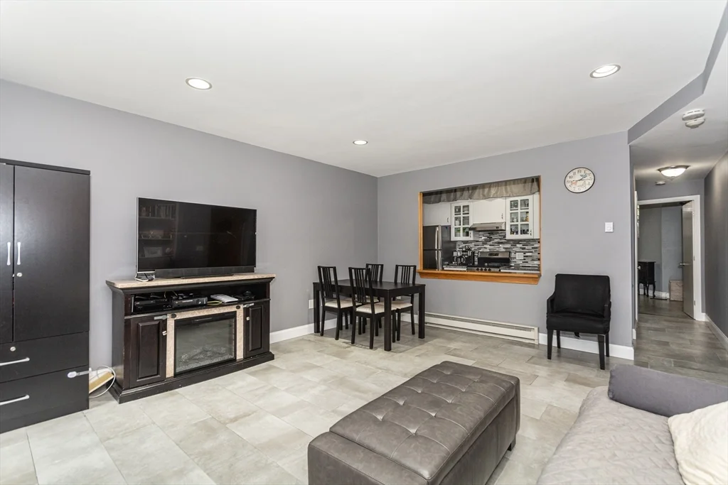 1 bed, 1 bath apartment for rent at 78 W Concord St Unit 2, South End — photo 9 of 29