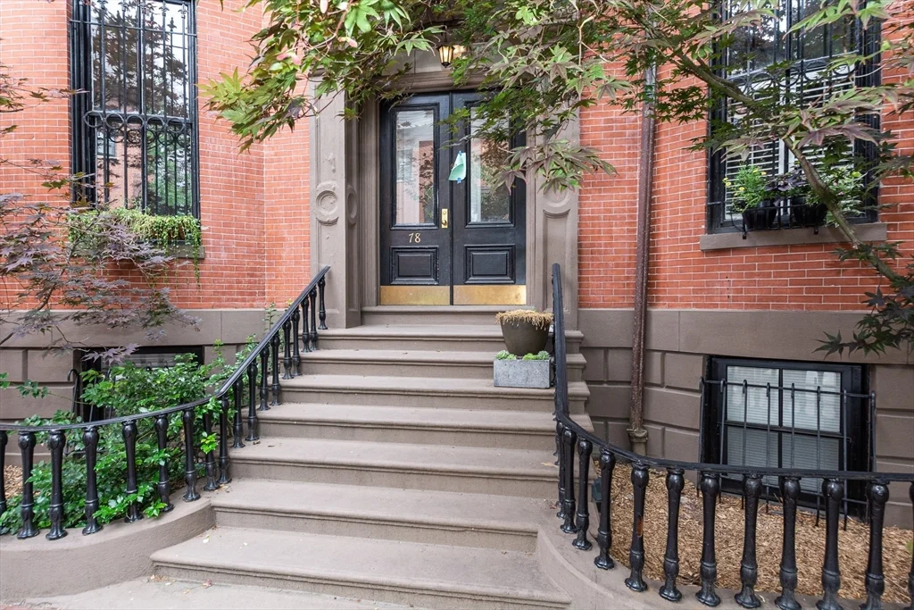 1 bed, 1 bath apartment for rent at 78 W Concord St Unit 2, South End — photo 2 of 29