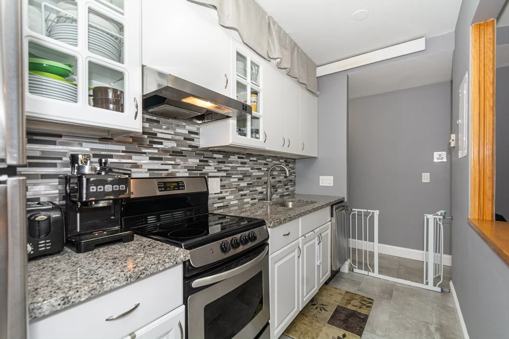 1 bed, 1 bath apartment for rent at 78 W Concord St Unit 2, South End — photo 17 of 29
