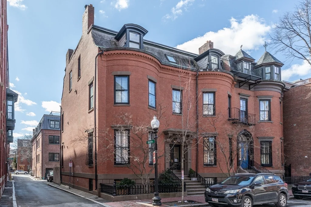 1 bed, 1 bath apartment for rent at 78 W Concord St Unit 5, South End — photo 11 of 14