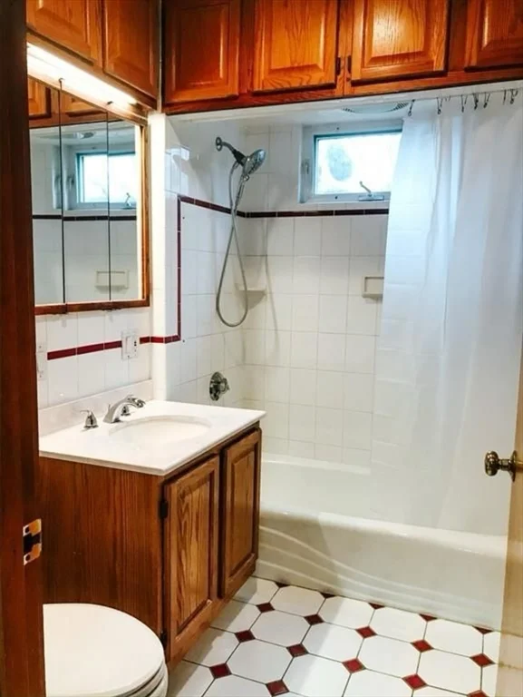 2 bed, 1 bath apartment for rent at 78 Webster St Unit 1, Medford — photo 11 of 14