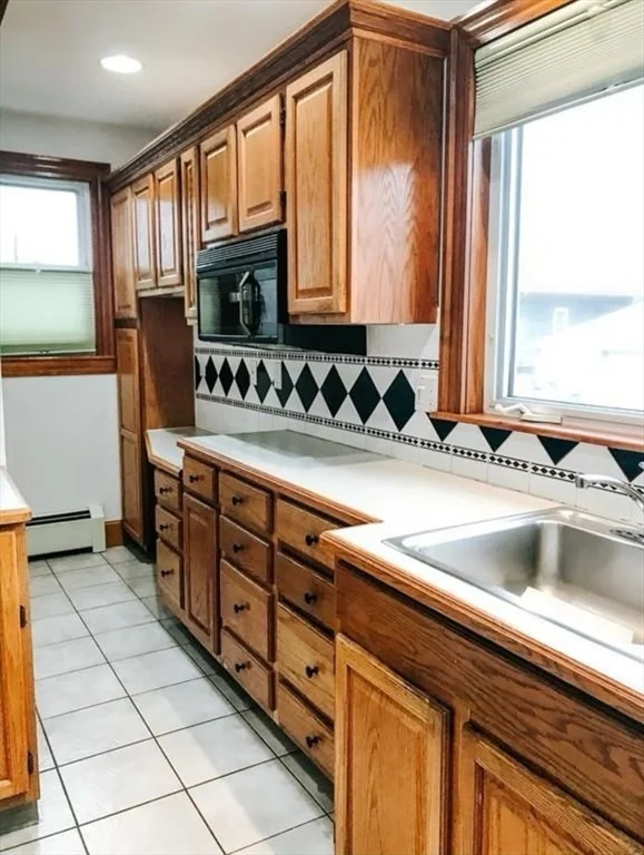 2 bed, 1 bath apartment for rent at 78 Webster St Unit 1, Medford — photo 3 of 14
