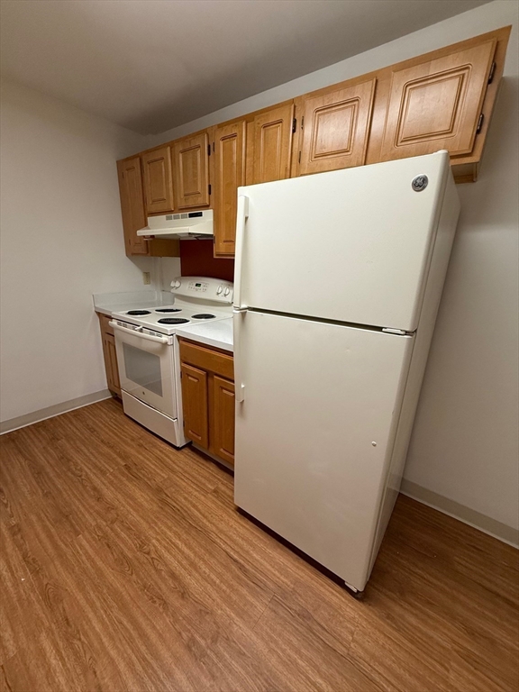 2 bed, 1 bath apartment for rent at 78 Westland Ave Unit 304, Fenway — photo 4 of 15