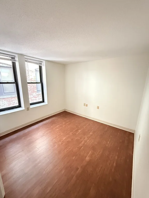 2 bed, 1 bath apartment for rent at 78 Westland Ave Unit 304, Fenway — photo 10 of 13