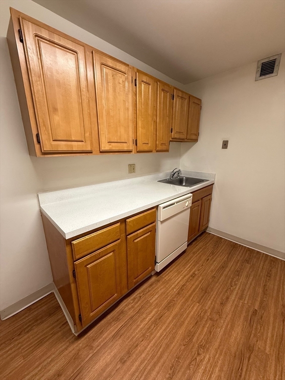 2 bed, 1 bath apartment for rent at 78 Westland Ave Unit 304, Fenway — photo 3 of 15