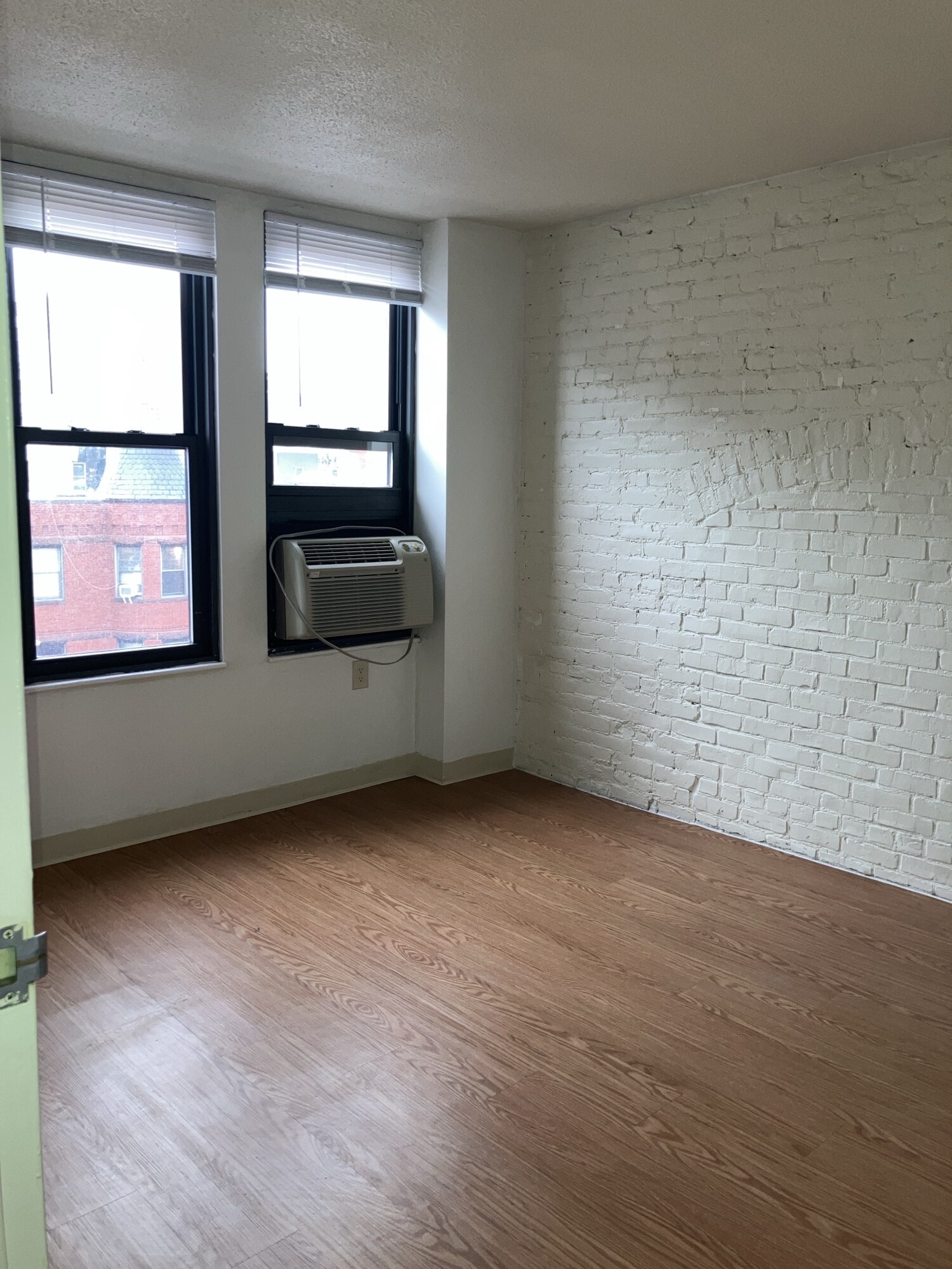 2 bed, 1 bath apartment for rent at 78 Westland Ave Unit 507, Fenway — photo 3 of 7