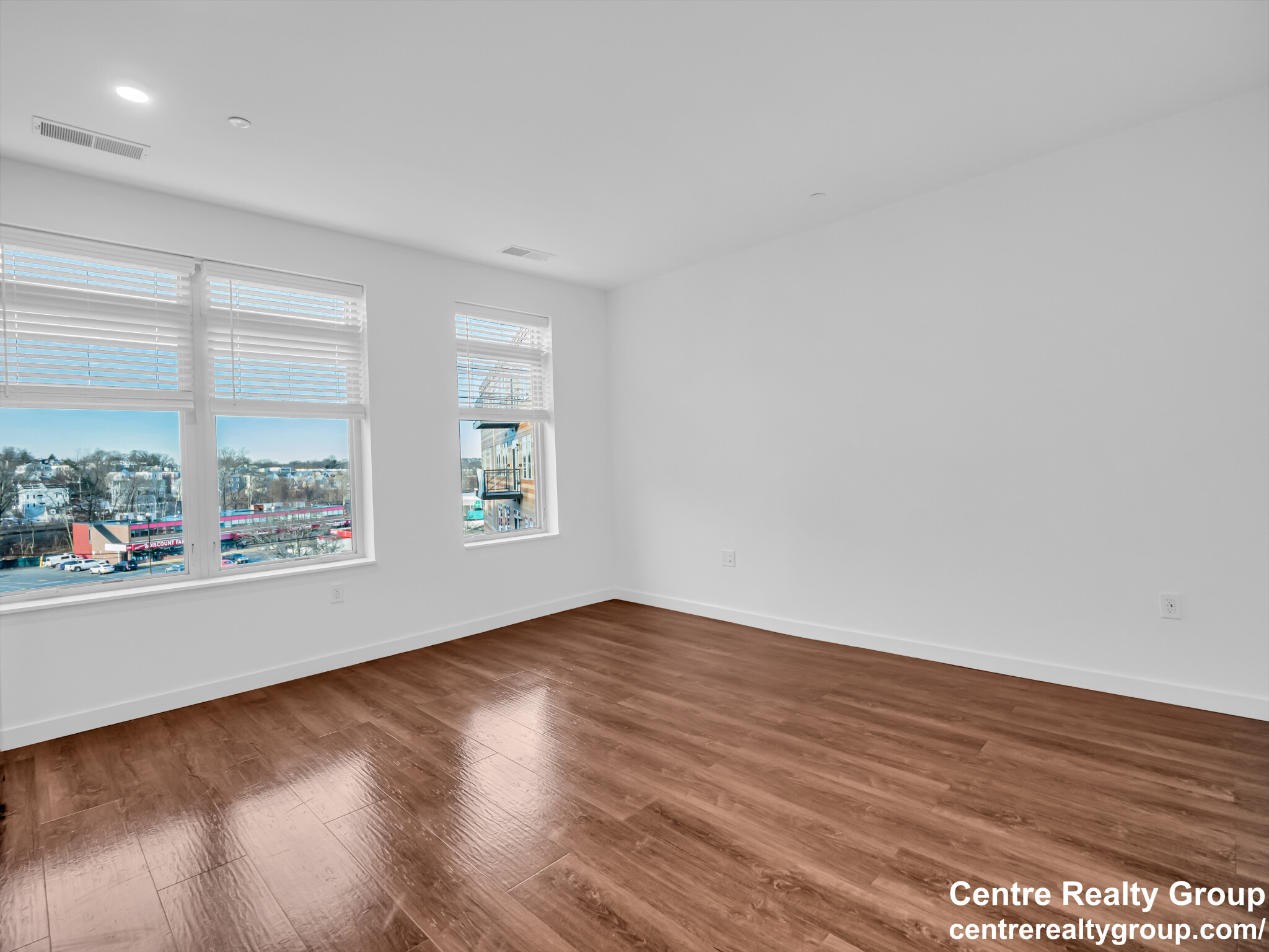 Studio bed, 1 bath apartment for rent at 780 Morrissey, Dorchester — photo 4 of 30