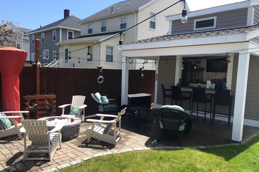 3 bed, 1 bath apartment for rent at 780 Nantasket Ave (June/July/Aug), Hull — photo 19 of 24