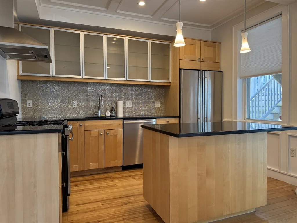 2 bed, 2 bath apartment for rent at 782 Dorchester Ave Unit 4, Dorchester — photo 18 of 21