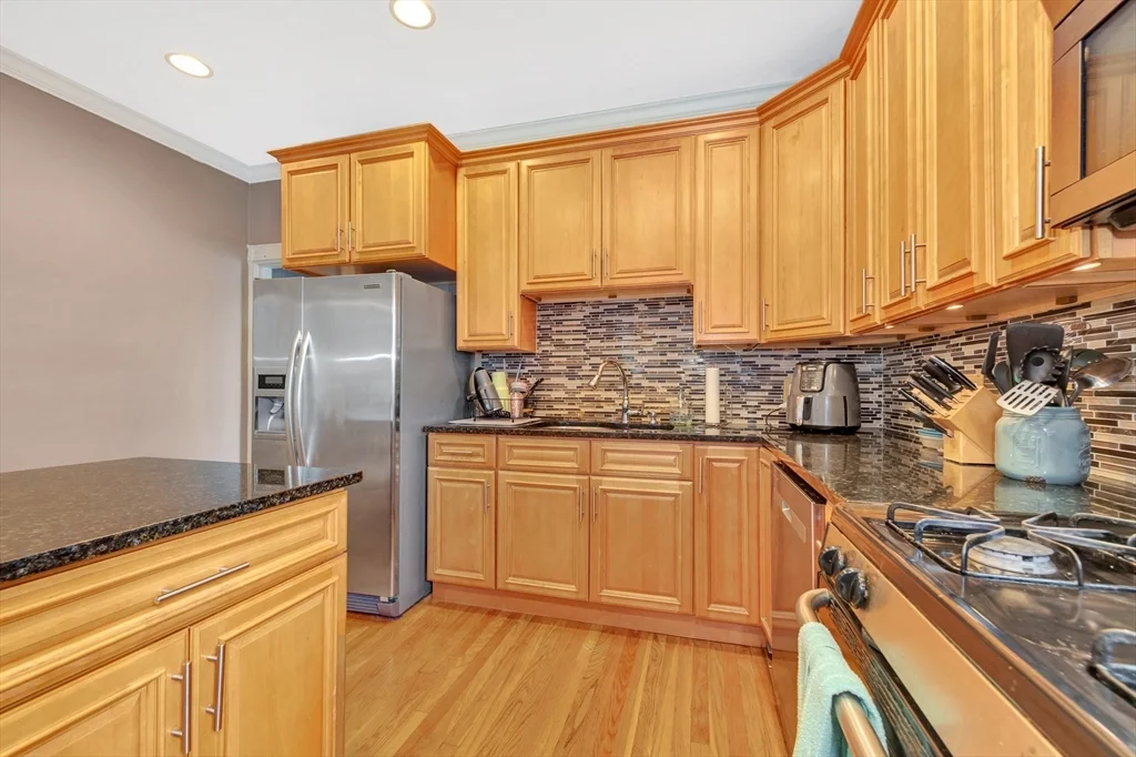 3 bed, 1 bath apartment for rent at 783 Dorchester Ave Unit 3, Dorchester — photo 7 of 27