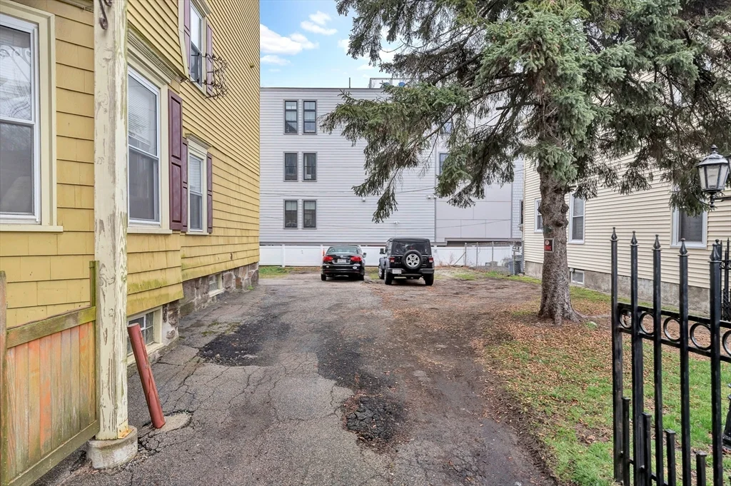 3 bed, 1 bath apartment for rent at 783 Dorchester Ave Unit 3, Dorchester — photo 26 of 27