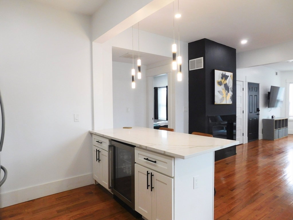 3 bed, 2 bath apartment for rent at 783 Washington St Unit 2, Dorchester — photo 16 of 30