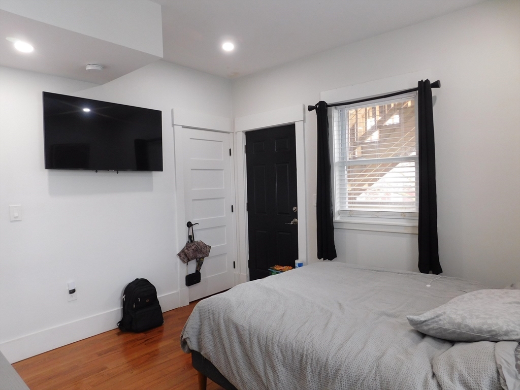 3 bed, 2 bath apartment for rent at 783 Washington St Unit 2, Dorchester — photo 24 of 30